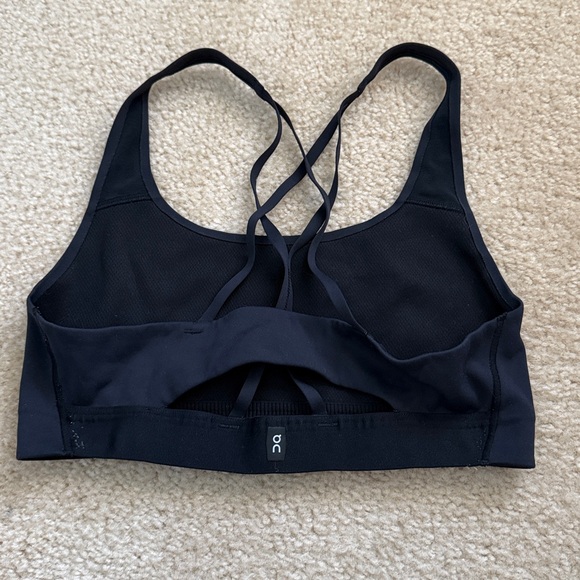 On Black Sports Bra - Picture 3 of 3